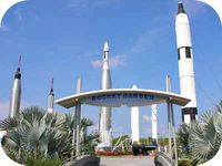 family-vacations-kennedy-space-center-2BEARB